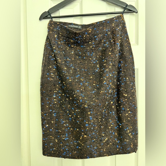 Vintage Louis Féraud wool blazer and skirt combo. - Picture 7 of 7